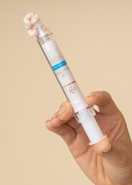 LIP INJECTION freezeframeau